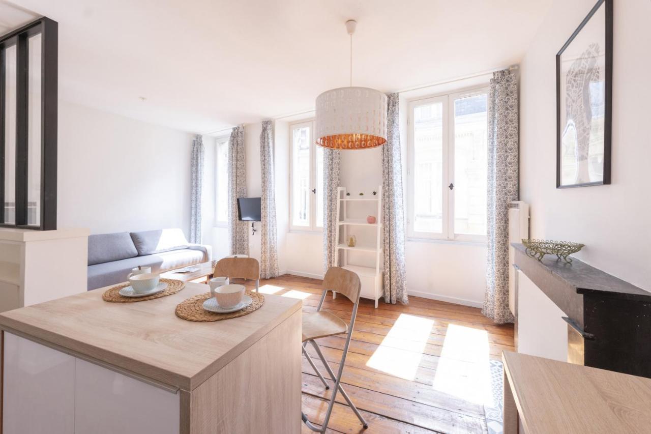 Apartamento Ausone Bordeaux Centre Historique Exterior foto